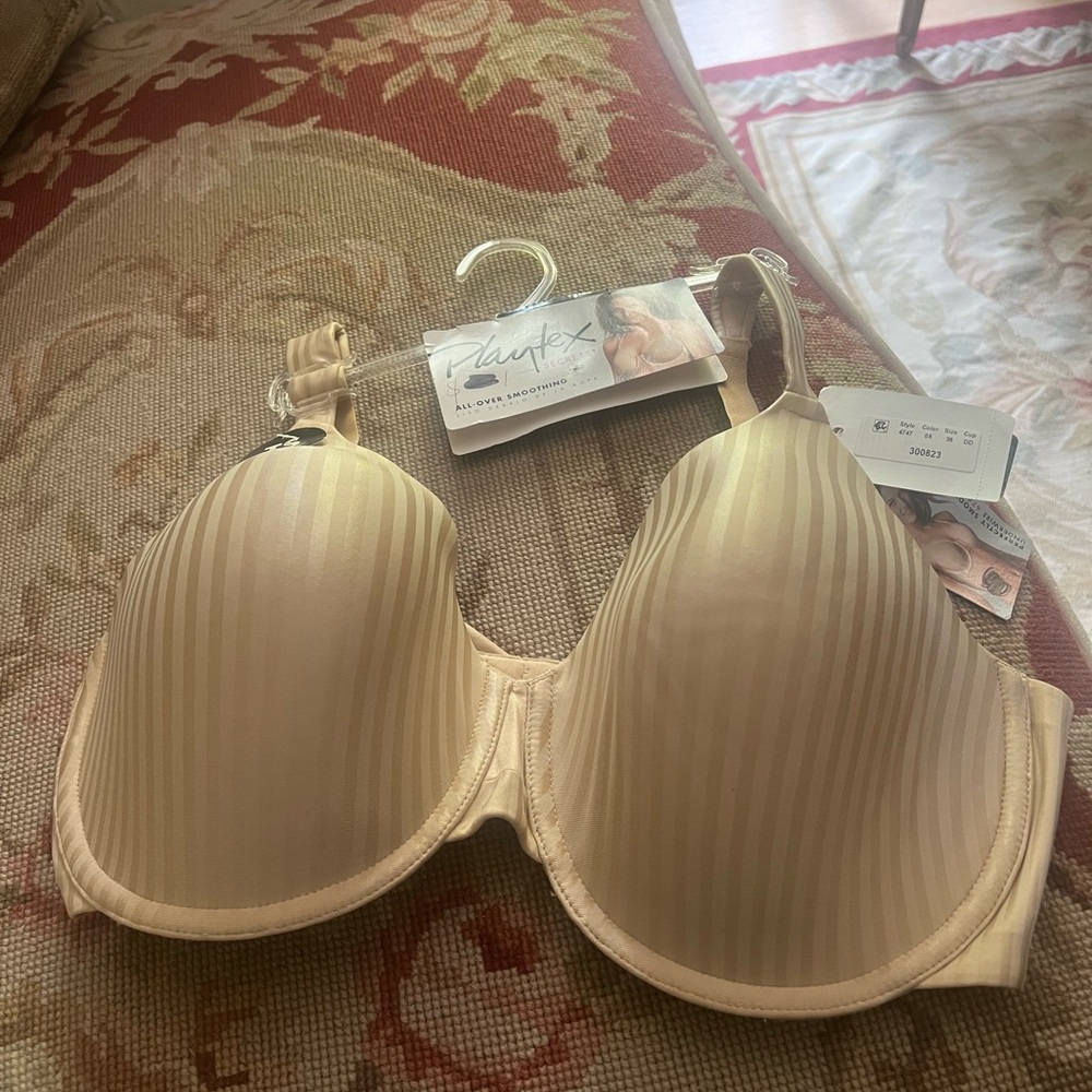 Playtex Women's Striped Tan Bra